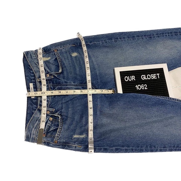 GRLFRND Jeans: Denims : The Karolina : Buttoned : High Waist : Skinny Legs - Picture 5 of 6